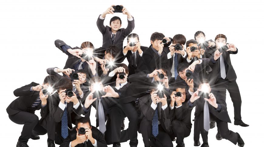 grupa, fotografowie, paparazzi, flesz, grupa