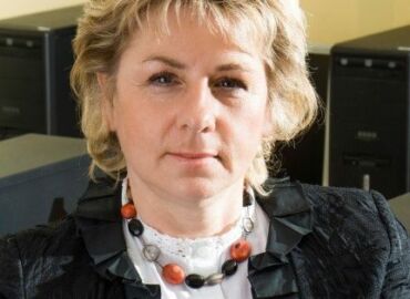 Professor Kupczyk will examine the labor market in Wrocław