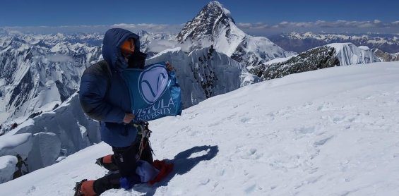 Bartłomiej E. Nowak, PhD, climbed Broad Peak without oxygen and without porters