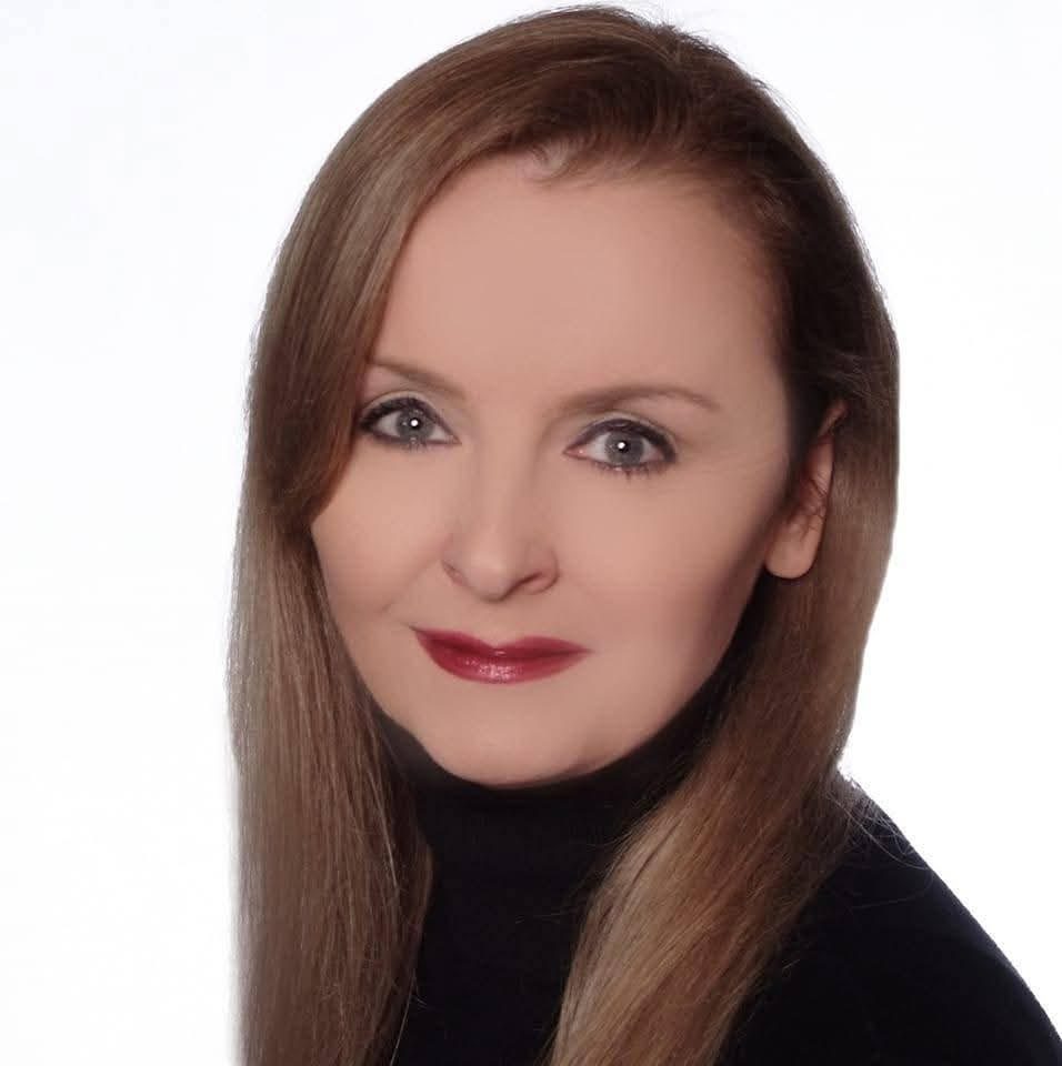 dr Magdalena Sieradzka